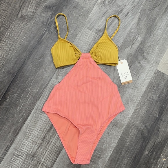 ⭐️ NWT Billabong Hi Life Freya One Piece Swimsuit - Picture 3 of 5